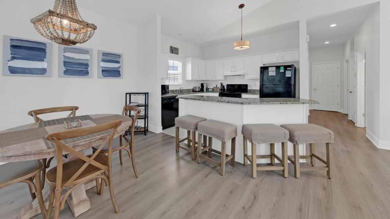Pelican House - Newly Remodeled, Professionally Decorated, Only About 1 Mile To Seaside! Santa Rosa Beach Extérieur photo