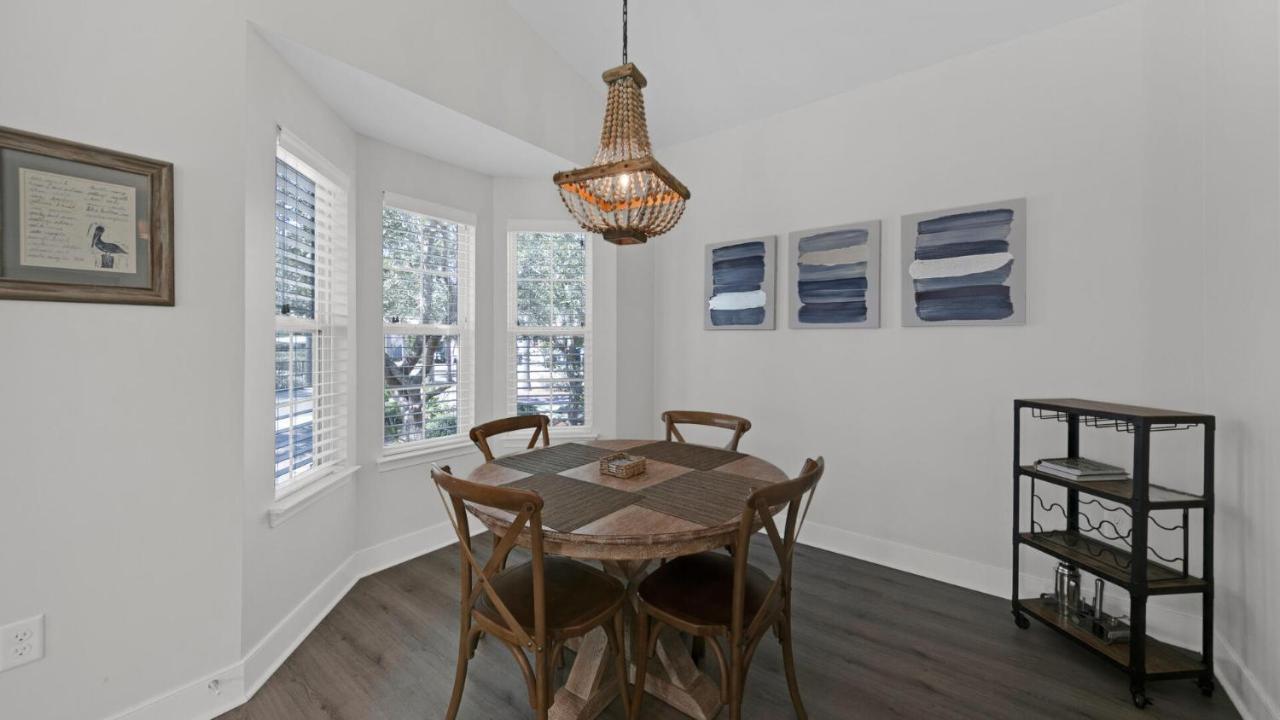 Pelican House - Newly Remodeled, Professionally Decorated, Only About 1 Mile To Seaside! Santa Rosa Beach Extérieur photo